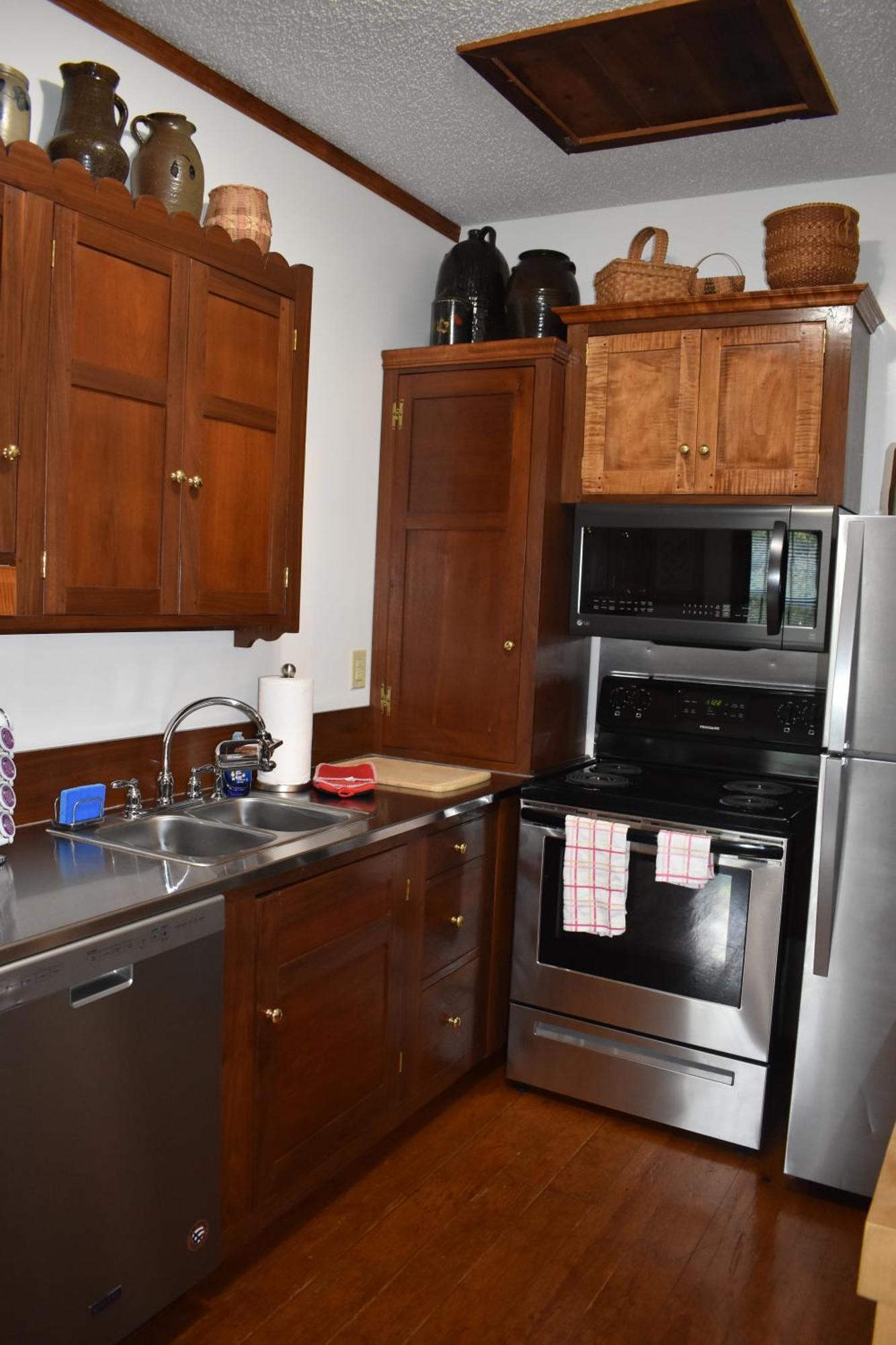Restored1850S Log Cabin, With Gazebo And Gardens! 1 Mile To Downtown Weaverville Buitenkant foto